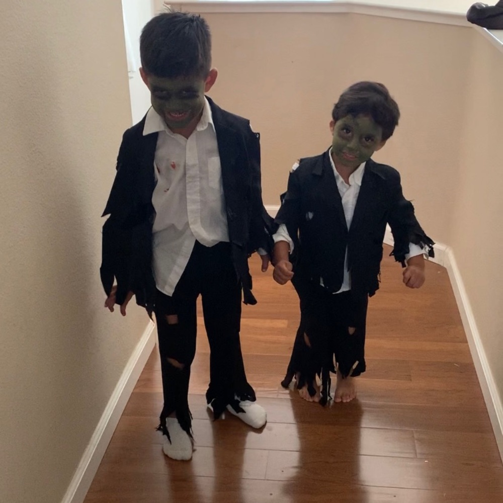5T boy zombie costume